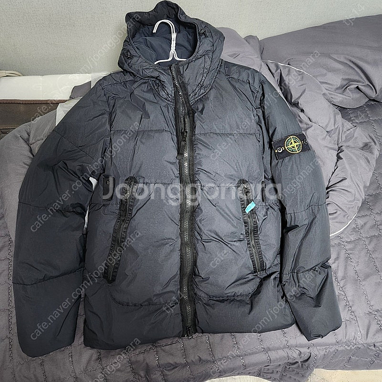 스톤아일랜드 21FW 크링클랩스 패딩 M사이즈 판매합니다.--0