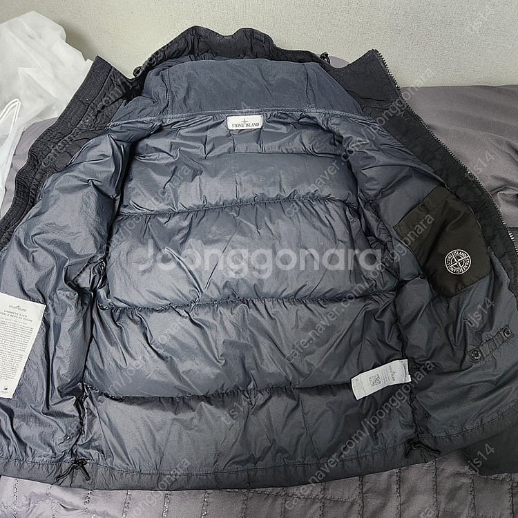 스톤아일랜드 21FW 크링클랩스 패딩 M사이즈 판매합니다.--2