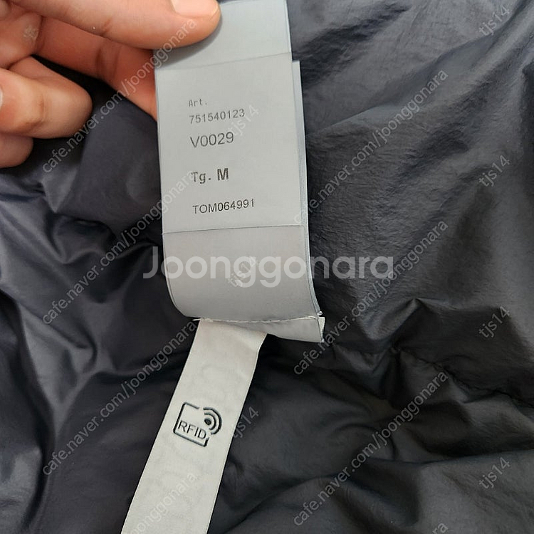 스톤아일랜드 21FW 크링클랩스 패딩 M사이즈 판매합니다.--6