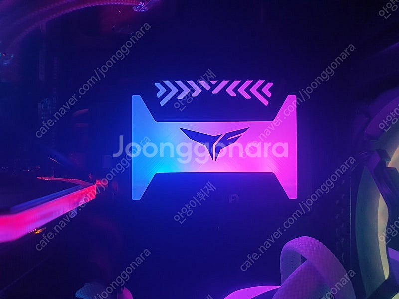 팀그룹 T-FORCE DELTA RGB/SSD (500GB)~팝니다--0