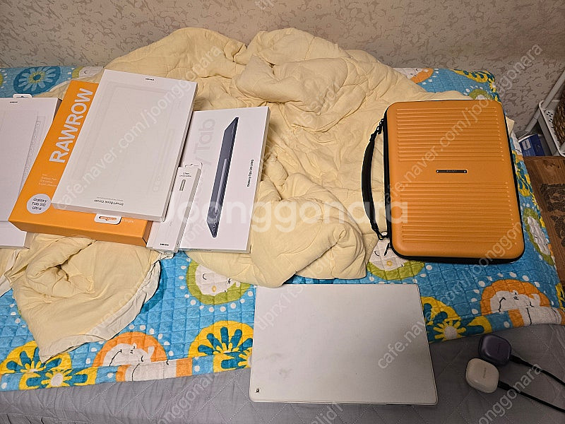 갤럭시탭s10 울트라 512 wifi 키커 파우치 등등포함--7