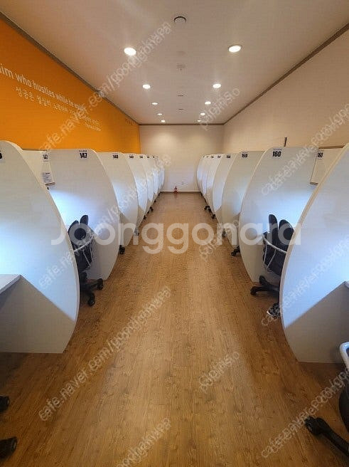 독서실 책상 무료 나눔--4