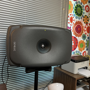 제네렉 GENELEC 8361 + GLM Kit + 전용스탠드 A+++