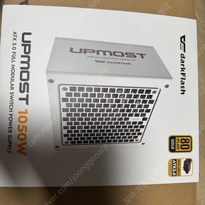 다크플래쉬 1050w 골드등급 ATX3.0 파워 판매합니다