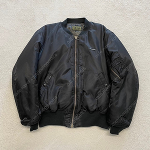 디스이즈네버댓 봄버 MA1 패딩 자켓 100