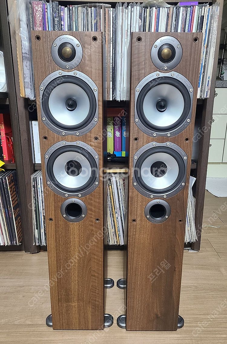 모니터오디오 브론즈 BR5 톨보이 스피커 팝니다.--0