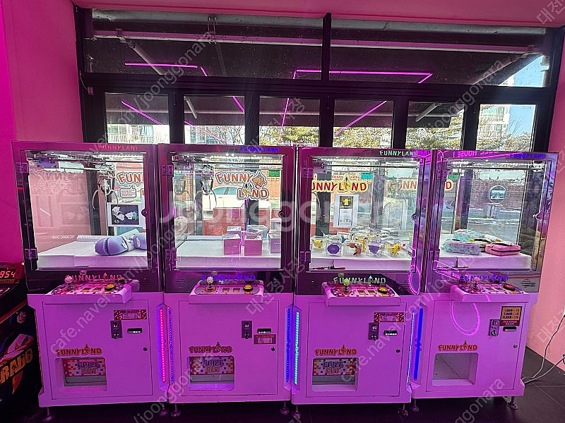 퍼니랜드 인형뽑기 뽑기방 오락실 퍼니랜드 판매합니다--0