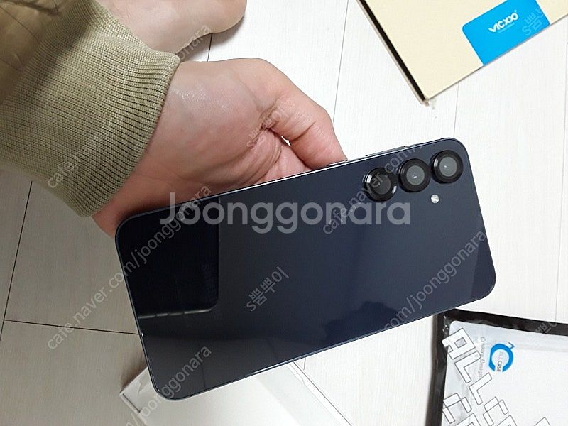 갤럭시 퀀텀5 A55--3