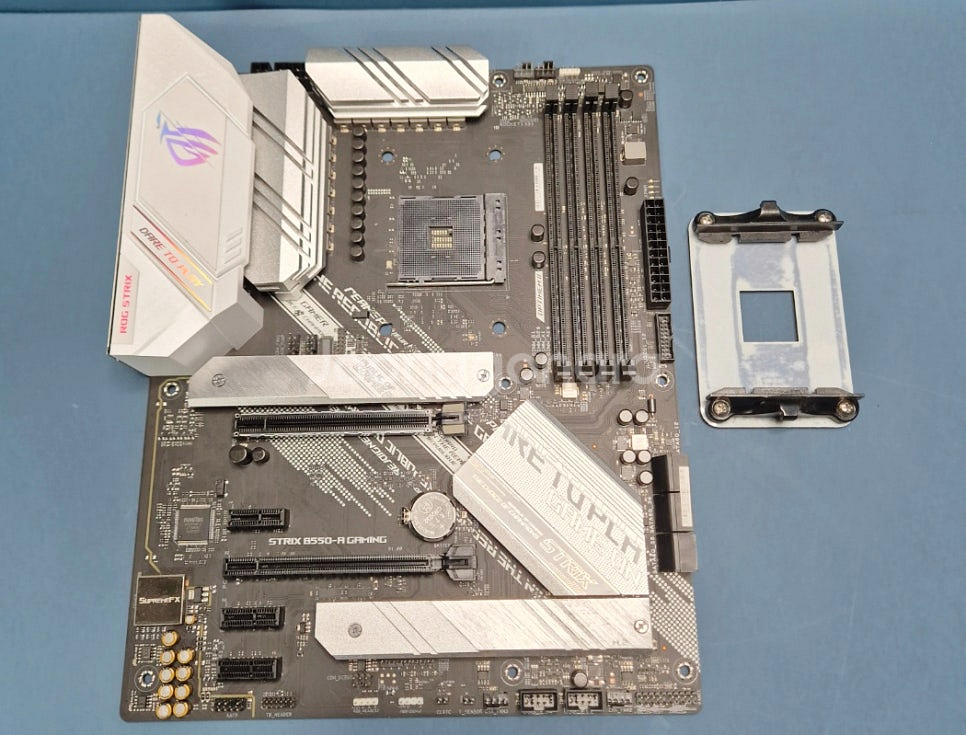 [판매] AMD B550 메인보드 기가바이트 어로스 /...--2