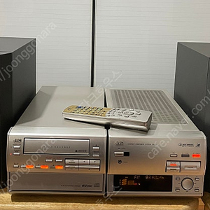 고급 기종 JVC 스테레오 리시버앰프,3CD체인저, 카세트 플레이어, 메인 스피커 정격 40W , 우퍼60W 정품리모컨 댓글x 앱거래x 쳇팅x 안하니 판매글 하단 번호로 연락주세