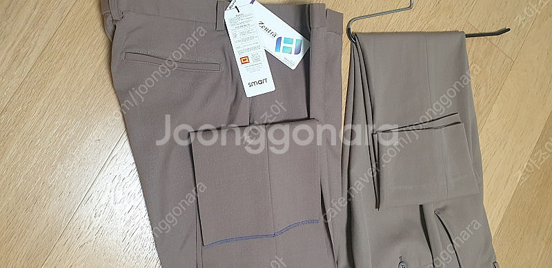 베이지 교복바지 89. 86. 83--0