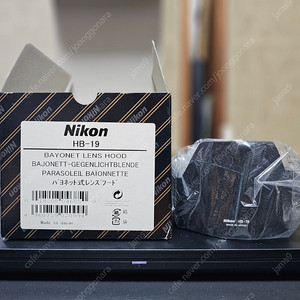 Nikon 정품 후드 HB-19 (77mm) 미개봉