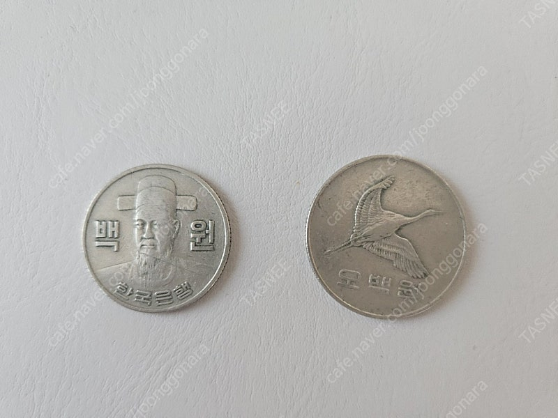 1974년 100원, 1989년 500원 동전 이미지