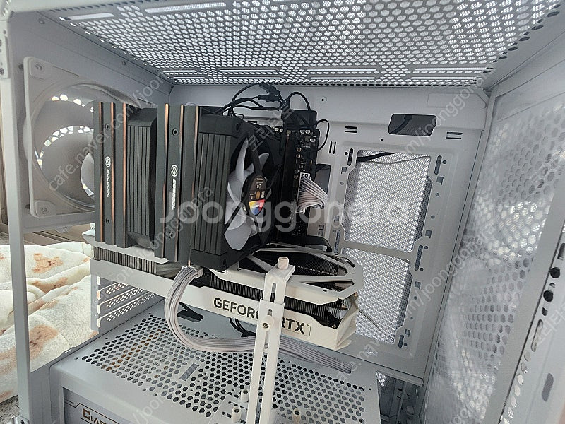 7800X3D 4070SUPER 완본체 미사용--0