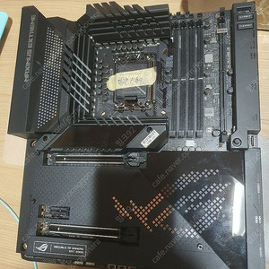 ASUS maximus z690 extreme