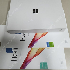 서피스 프로 11 5G (셀룰러), 스냅드래곤 X-Plus, 16G RAM, 1tera SSD 팝니다.