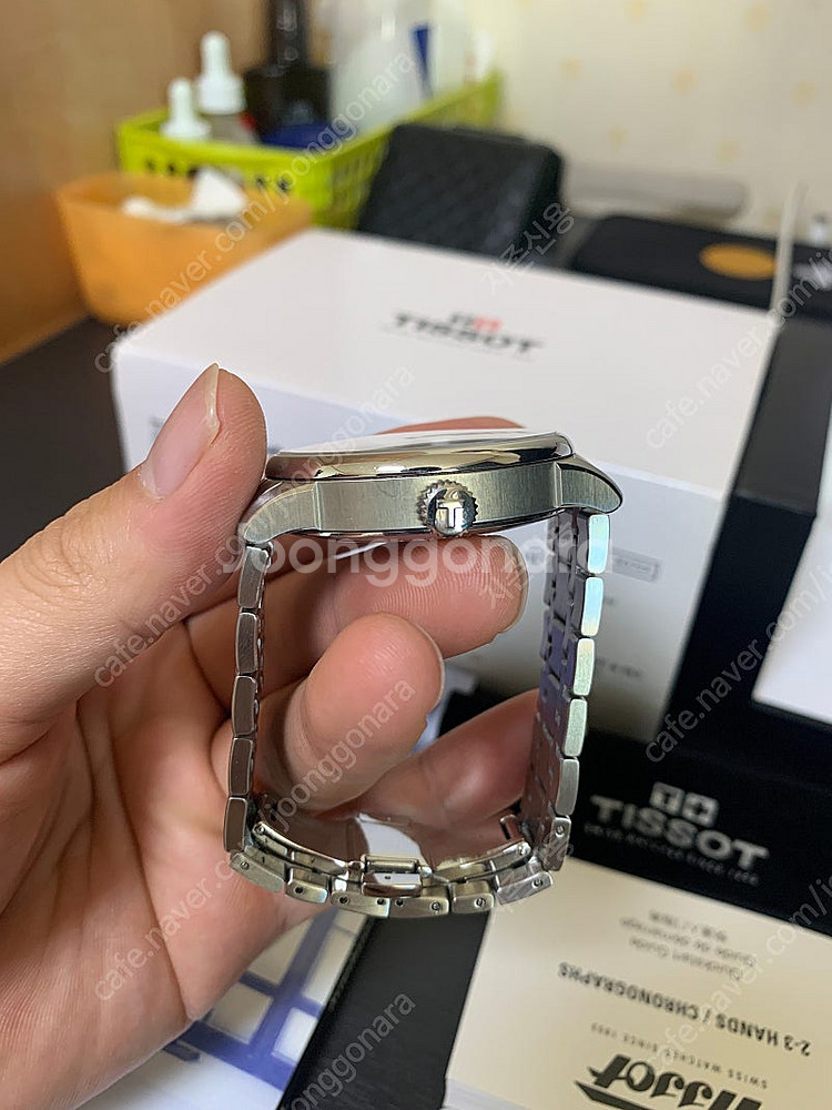 티쏘 슈망데뚜렐 신세계에서 구매한 흰판 메탈시계 판매합...--2