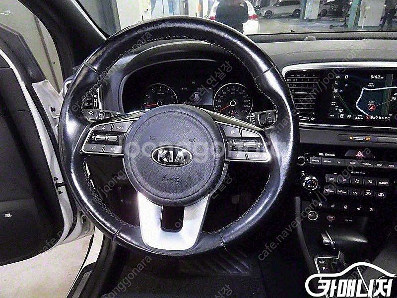 [기아]스포티지 더 볼드 2.0 가솔린 2WD 인텔리전...--8