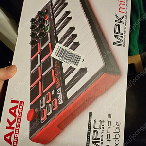 AKAI MPC MINI