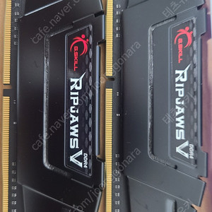 [램 판매]G.Skill Ripjaws V DDR4 3200 8GB X 2