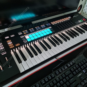 노베이션 novation 49SL MK3 팝니다