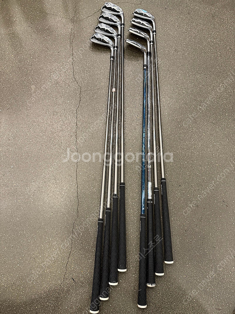 에폰 AF-705 그라파이트 8아이언 5-S 팝니다.--2