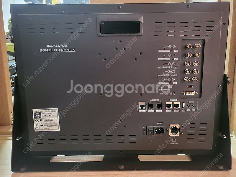 방송용 모니터 멀티포멧 본모니터 bsm-243n3g 2...--1