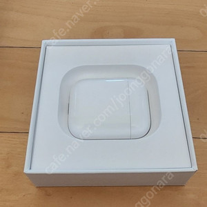 애플 에어팟 2세대 (Apple AirPods)