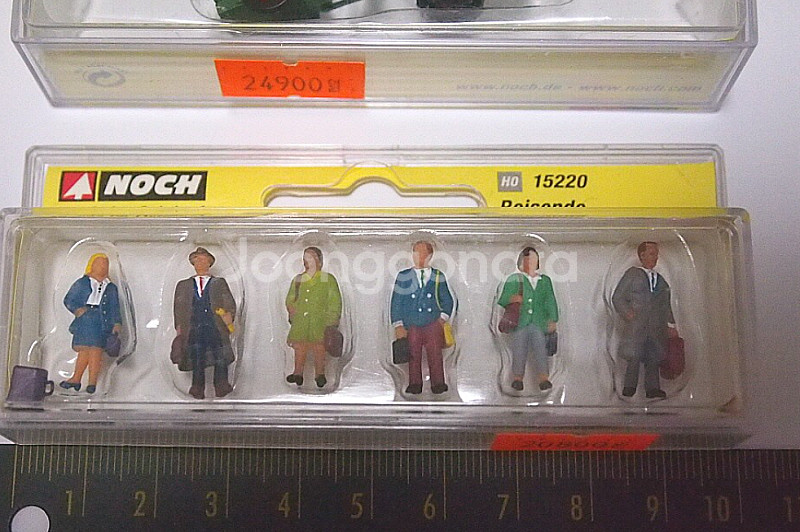 스캐일 1:64 피규어 새제품--2