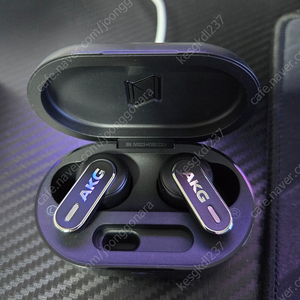 삼성 akg n5 블랙색상 팝니다 무선이어폰