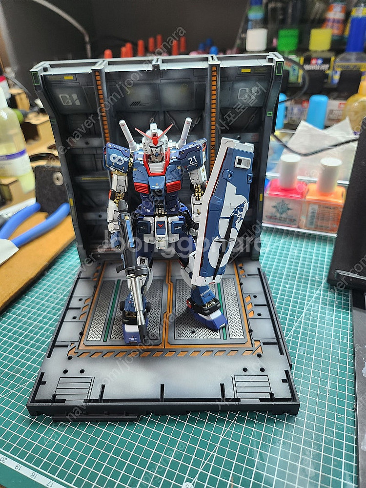 Rg. 퍼스트 건담2.0. 커스텀 도색--1