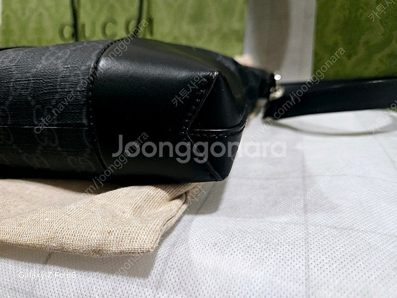 구찌 GG 수프림 웹 포인트 메신저백--4