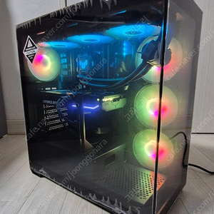 7800X3D , RTX4070SUPER 초 고사양 컴퓨터 판매합니다