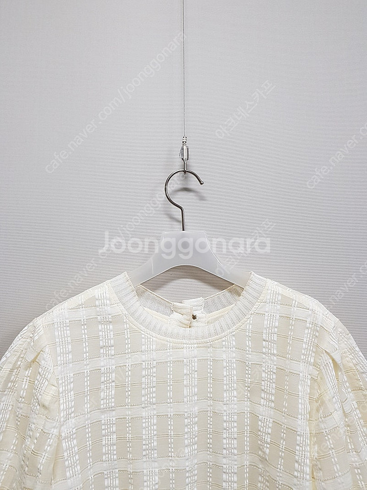 한섬 SJSJ 23ss 시어서커 투웨이 클리터링 탑 X...--3