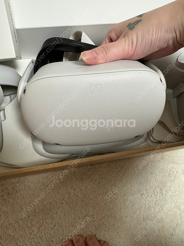 오큘러스 퀘스트 128g--2
