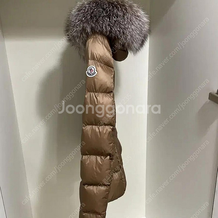 [1]몽클레어 보에드 카라멜색상 여성패딩--2