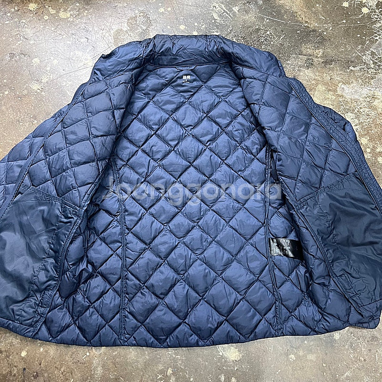 M) 유니클로 퀼팅 울트라라이트다운 경량 패딩 점퍼--3