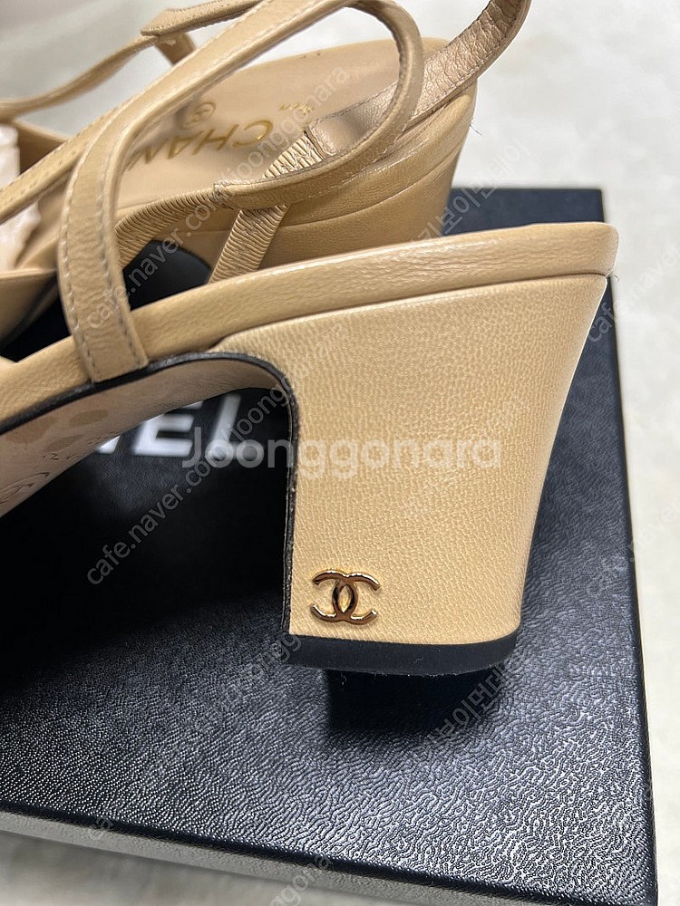 샤넬 슬링백 38사이즈--4