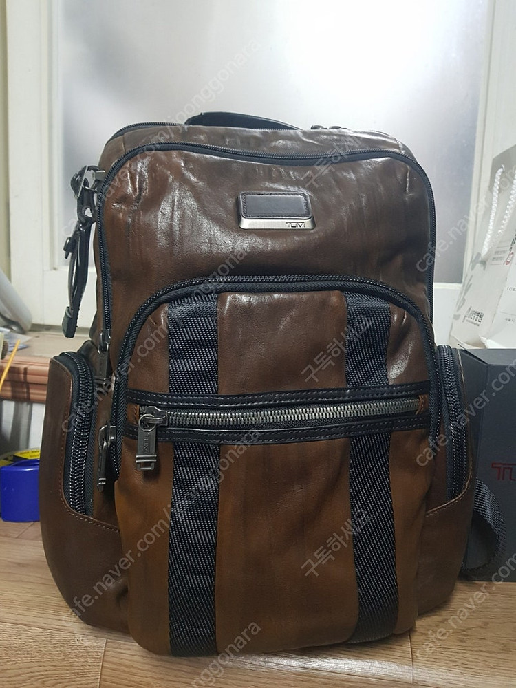 투미 가죽백팩 투미(TUMI) 알파 브라보 레더 넬리스 백팩 932681DBL 이미지