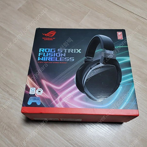 ASUS ROG STRIX FUSION WIRELESS 스트릭스 퓨전 무선 게이밍 헤드셋 팝니다.