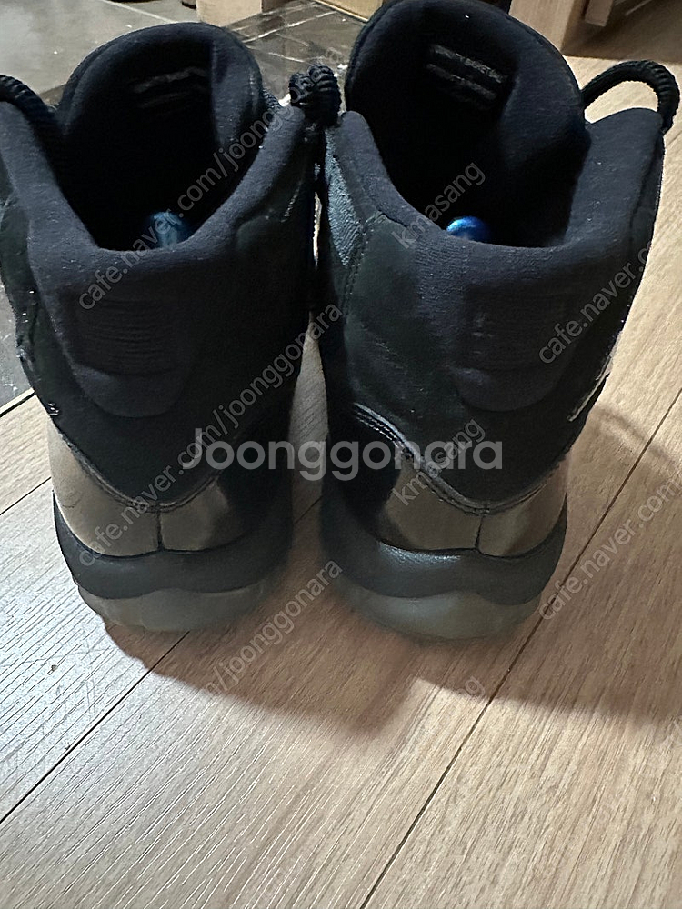나이키 조던11 캡앤가운 265mm--1