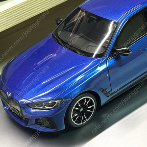 1:18 1/18 오또모빌 otto bmw i4 m50