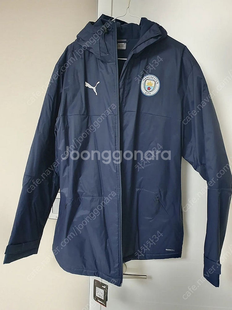 맨시티 레알소시에다드 리즈유나이티드지급용 윈터자켓 팔아요--0