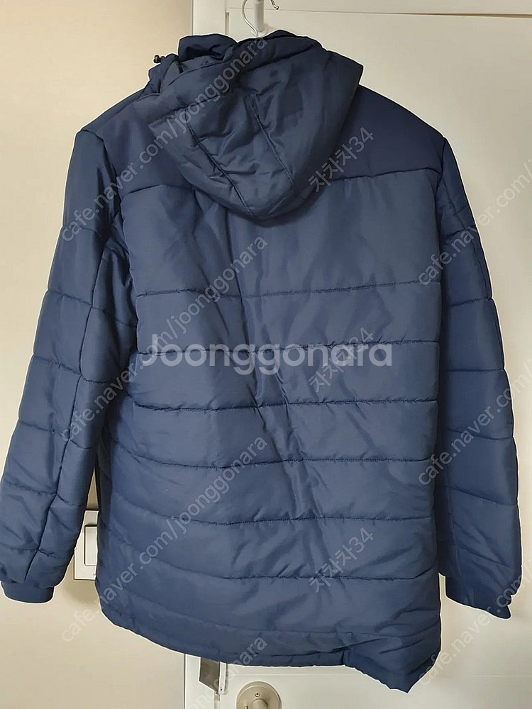 맨시티 레알소시에다드 리즈유나이티드지급용 윈터자켓 팔아요--3