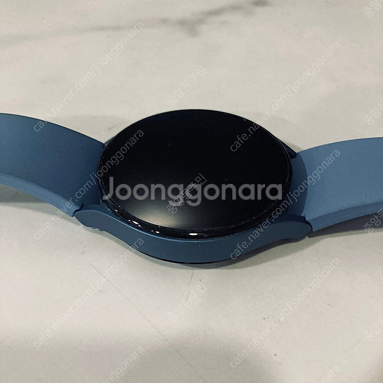 갤럭시 워치5 블루 44MM S급 케이블포함 8만원 판...--2