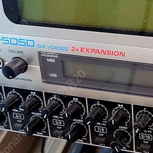 Roland XV 5050 + SRX-06 컴플리트 오케스트라 확장보드 (롤랜드 XV-5050 사운드 모듈)