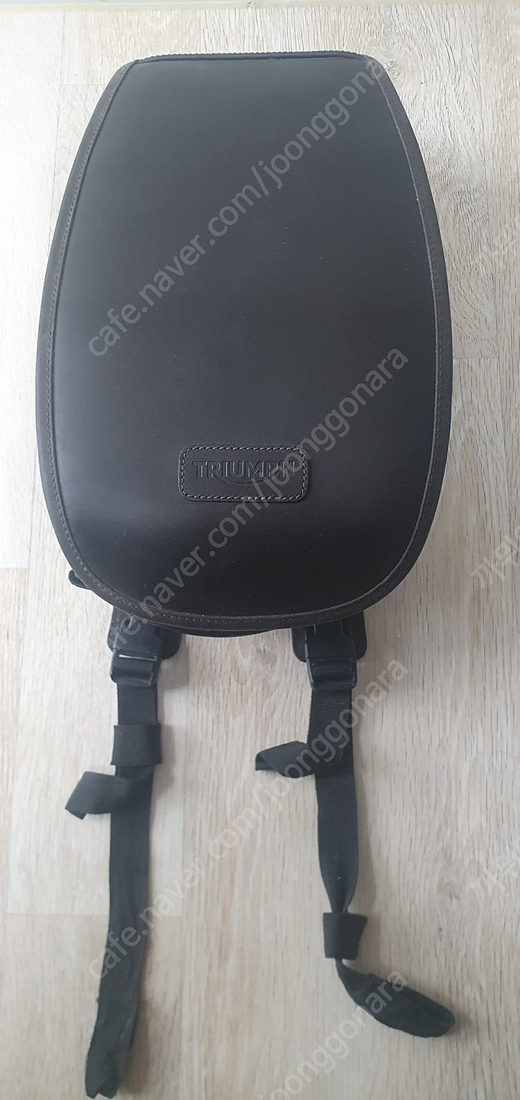 트라이엄프 본네빌 순정 왁스탱크백 팝니다. 이미지