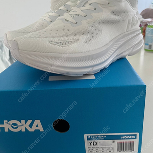 HOKA 호카 클리프톤9 올화이트 여성와이드250mm