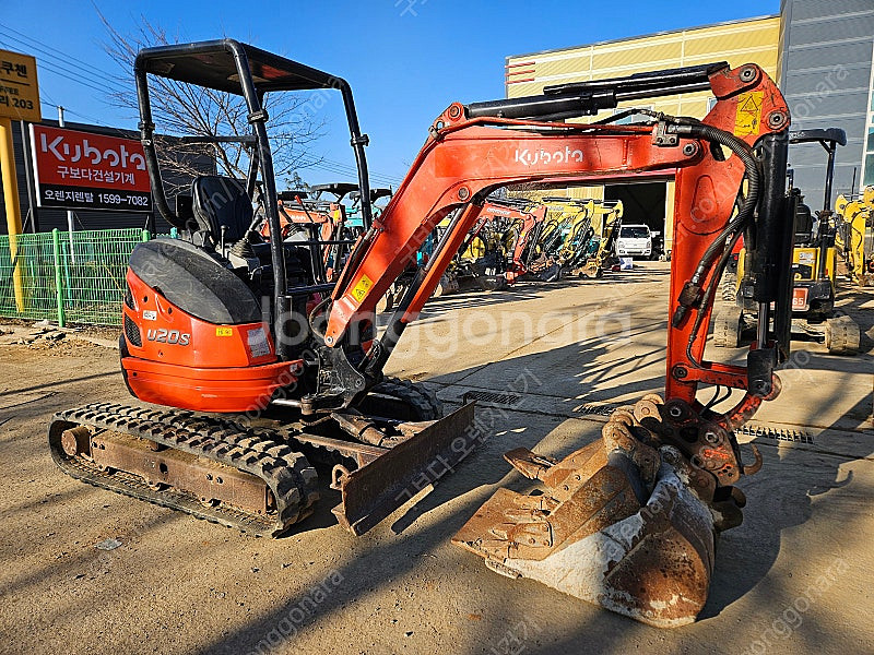 중고미니굴삭기 구보다 U20 포크레인 20년식 버켓3 판매--0