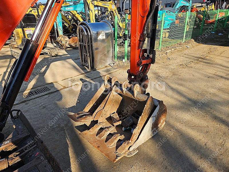 중고미니굴삭기 구보다 U20 포크레인 20년식 버켓3 판매--4